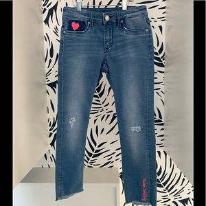❤️New!❤️H&M Skinny Fit Heart Keep Smiling Jeans